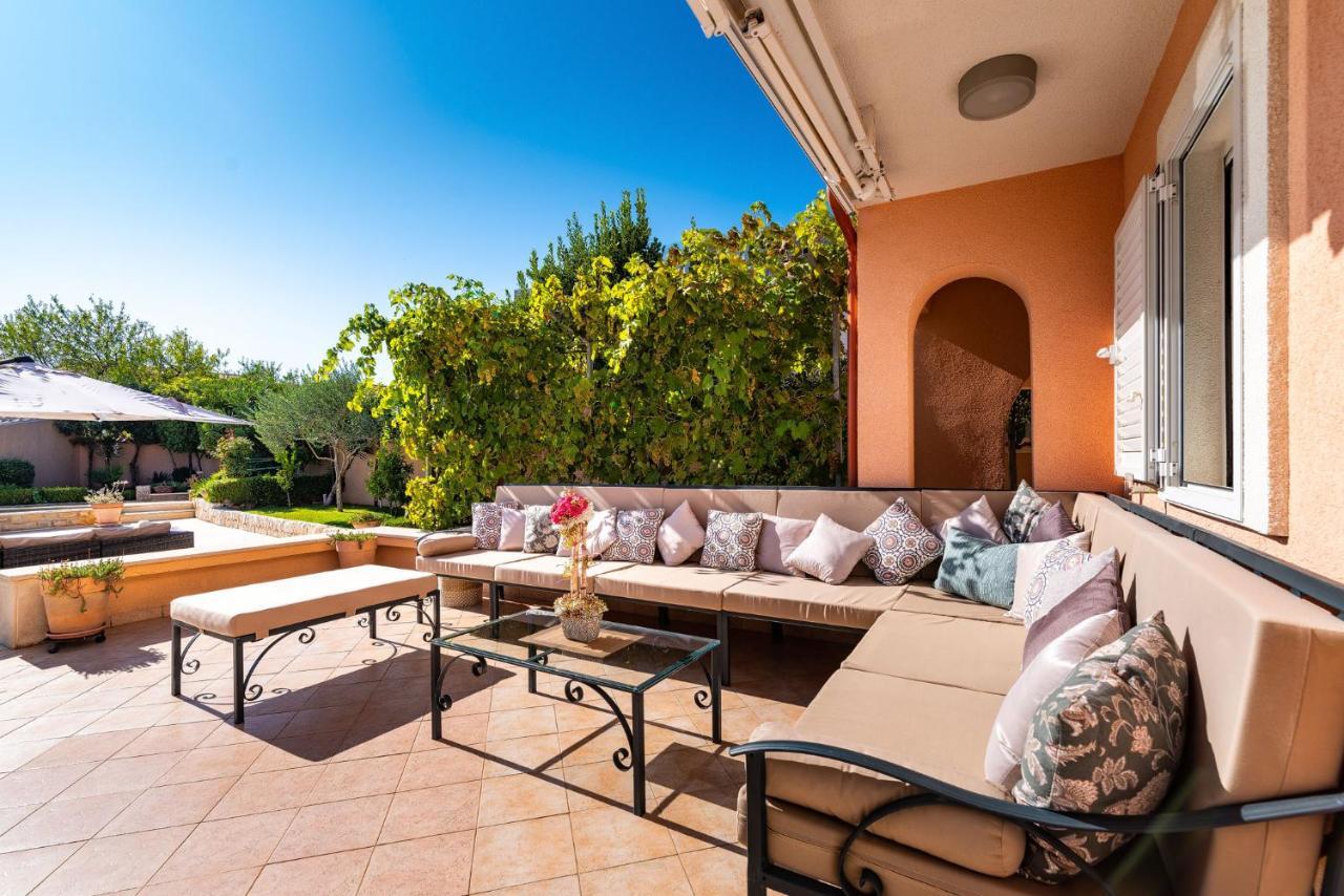 Navis Luxury Villa Водице Екстериор снимка